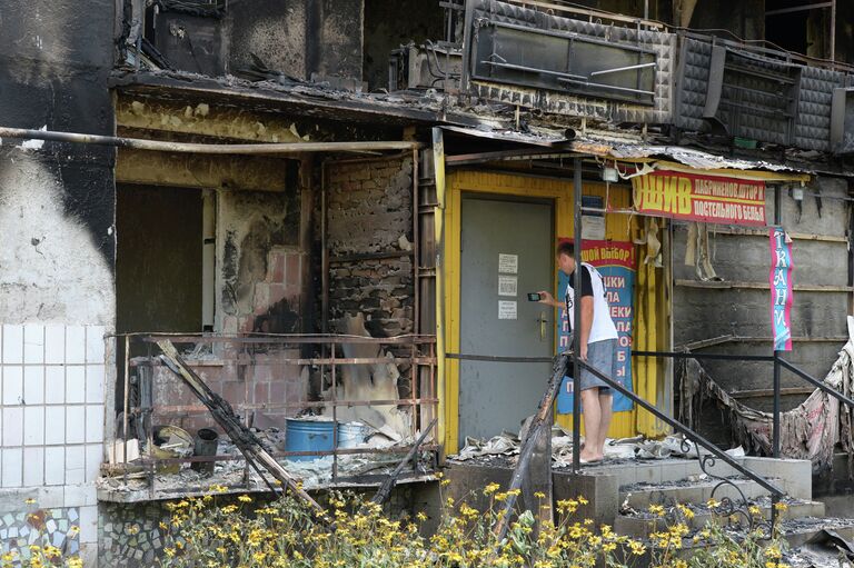 Разрушения в Шахтерске Донецкой области