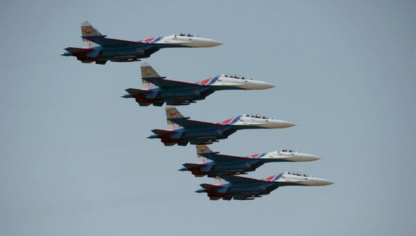 Истребители Су-27 пилотажной группы Русские Витязи. Архивное фото