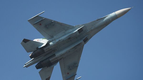 Истребитель Су-27. Архивное фото
