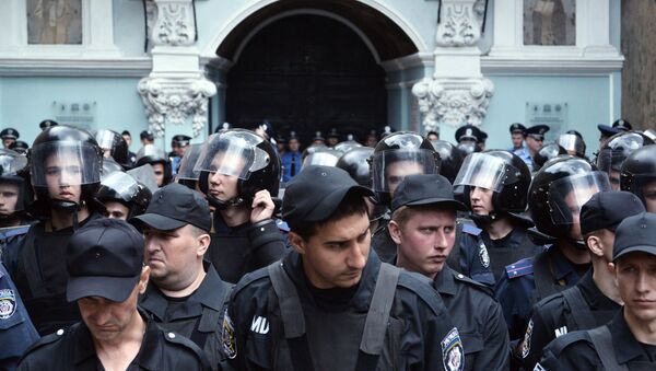 Сотрудники правоохранительных органов Украины. Архивное фото