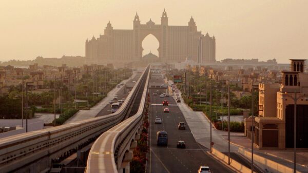 Остров Пальма Джумейра в Дубае, Объединенные Арабские Эмираты. Архивное фото