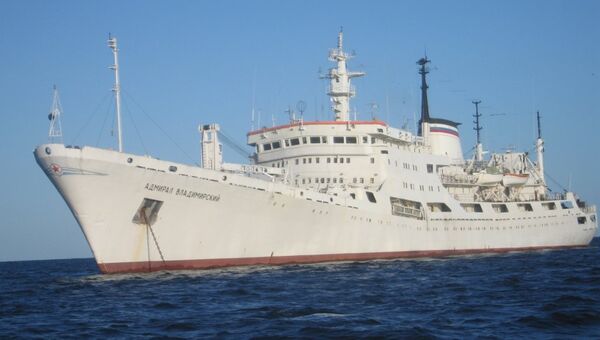 Океанографическое исследовательское судно Адмирал Владимирский. Архивное фото