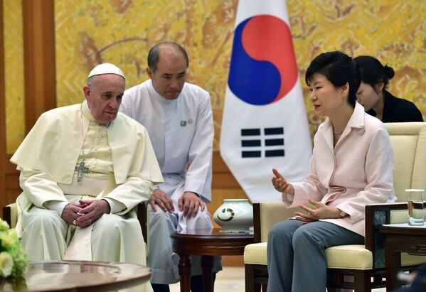 Встреча Папы Римского Франциска и президента Южной Кореи Парк Чжин Хе в Сеуле