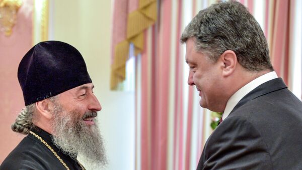 П.Порошенко встретился с предстоятелем УПЦ митрополитом Онуфрием