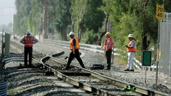 Рабочие на железной дороге в США. Архивное фото