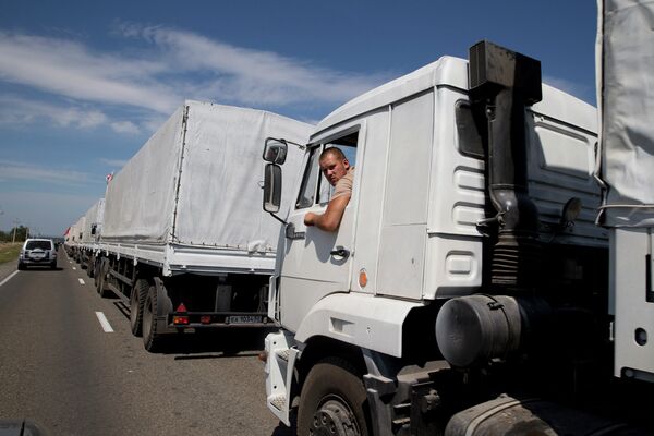 Водитель грузовика с гуманитарной помощью из РФ