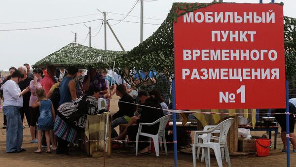 Беженцы из Украины на пункте временного размещения в Донецке Ростовской области