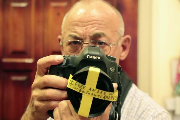 Участник акции #ОсвободитеАндрея из клуба фотокорреспондентов Алма-Аты