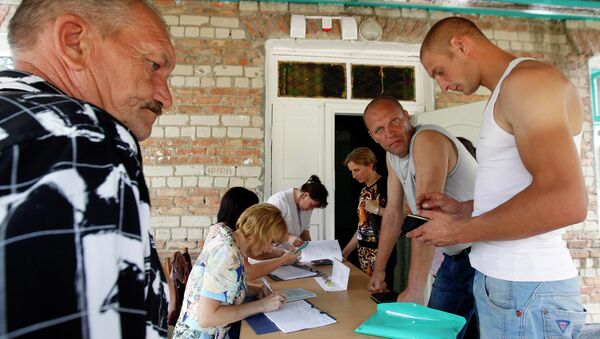 Беженцы из Украины проходят регистрацию в детском лагере в Ставропольском крае