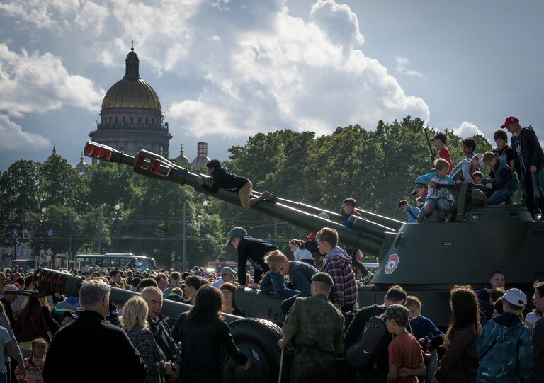 Празднование 150-летия Западного Военного округа в Санкт-Петербурге