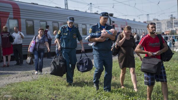 Беженцы с Украины прибыли в Омск. Архивное фото