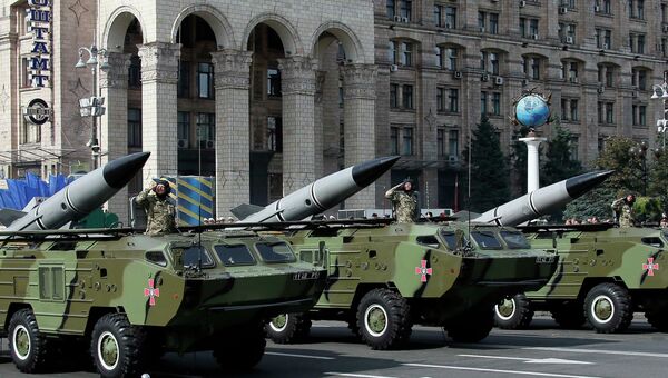 Тактические ракетные комплексы Точка-У во время парада в День Независимости Украины в Киеве