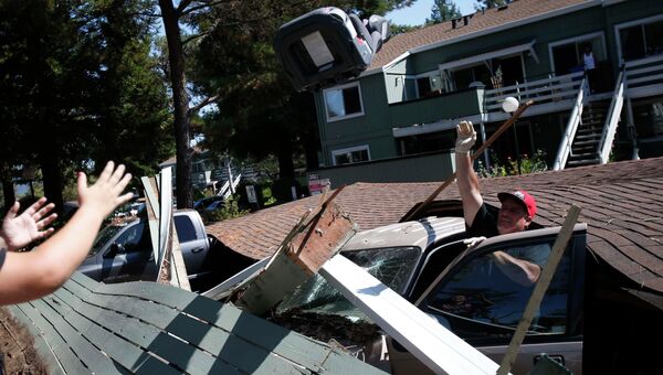 Последствия землетрясения в Калифорнии