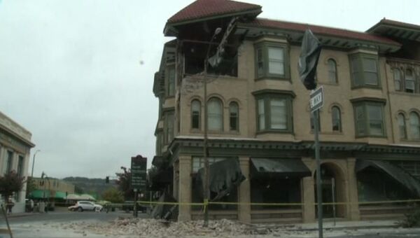 Разрушенные дома и свидетельства очевидцев — землетрясение в Калифорнии