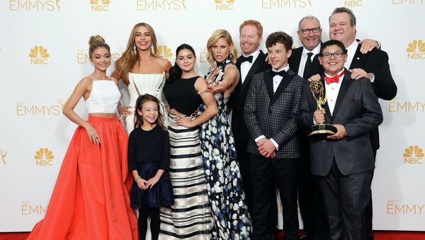 Американская семейка получила Эмми как лучший комедийный сериал