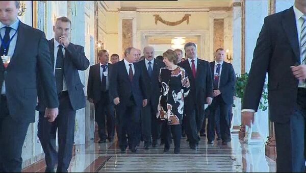 Прекратить кровопролитие - Порошенко о цели визита в Минск
