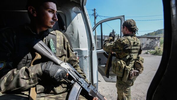 Ополченцы ДНР в Петровском районе Донецка. Архивное фото