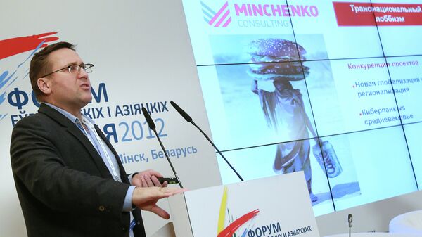 Директор Международного института политической экспертизы Евгений Минченко