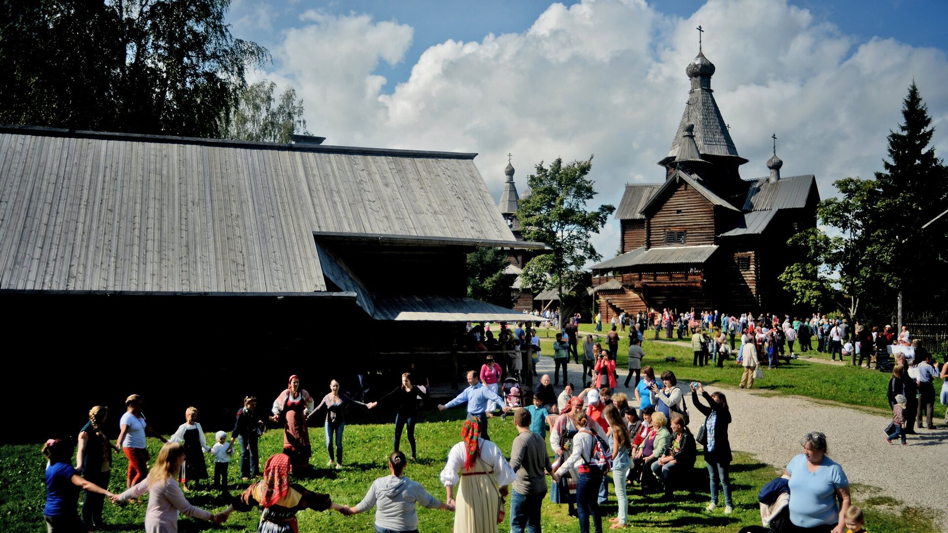 Праздник Спасы в музее Витославлицы - РИА Новости, 1920, 10.09.2021