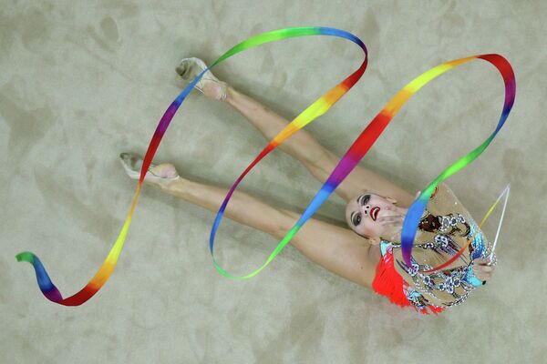 Гимнастка Ирина Анненкова на Летних юношеских Олимпийских играх