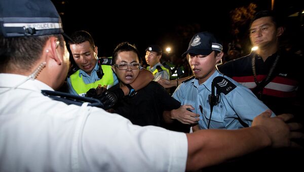 Задержание активистов полицией Гонконга