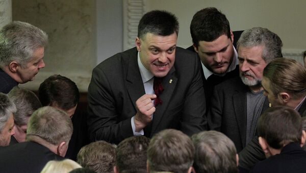 Лидер националистической партии Свобода Олег Тягнибок на заседании Верховной Рады Украины. Архивное фото
