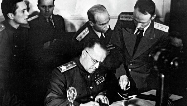 Подписание Акта о безоговорочной капитуляции гитлеровской Германии