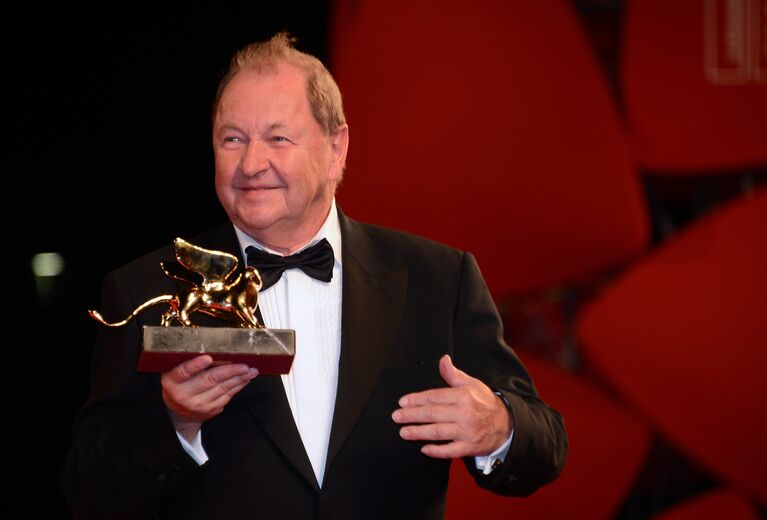 Шведский режиссер Рой Андерссон с призом Золотой лев Святого Марка