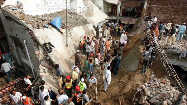 Обрушение мечети в Пакистане