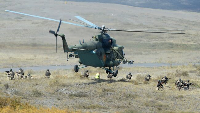 Военнослужащие во время учений КСОР. Архивное фото