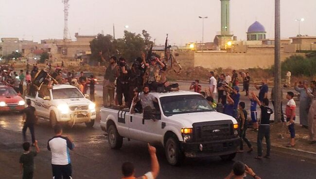 Сторонники Исламского государства Ирака и Леванта в Ираке. Архивное фото