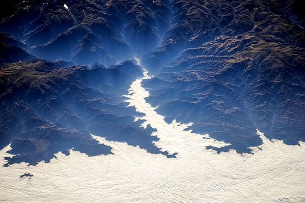 Вид из МКС: Западное побережье Южной Америки в районе озера Титикака