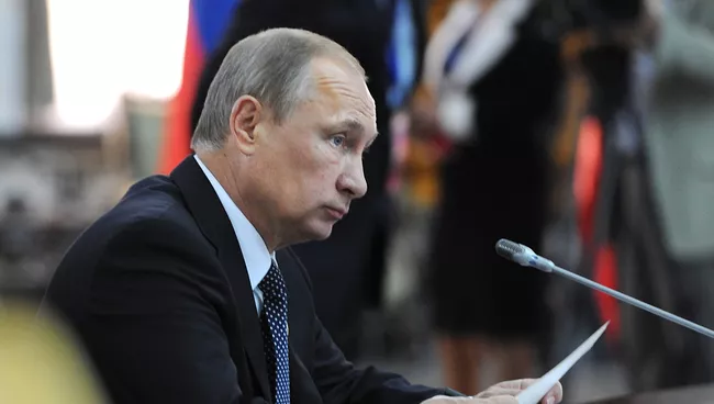 В.Путин принимает участие в саммите ШОС в Душанбе. Архивное фото