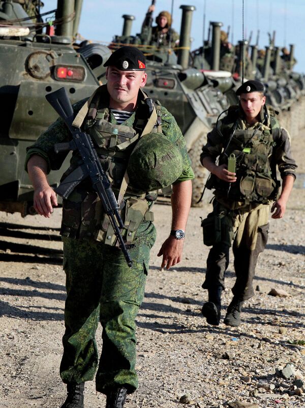 Военнослужащие во время проверки боевой готовности войск Восточного военного округа