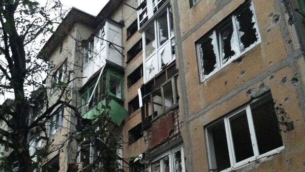 Разрушенный дом в городе Ясиноватая Донецкой области