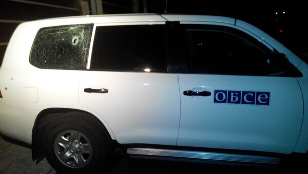 Автомобиль наблюдателей ОБСЕ обстрелян под Донецком. Архивное фото