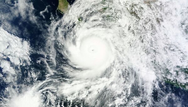 Ураган Одиль близ побережья Мексики. Архивное фото