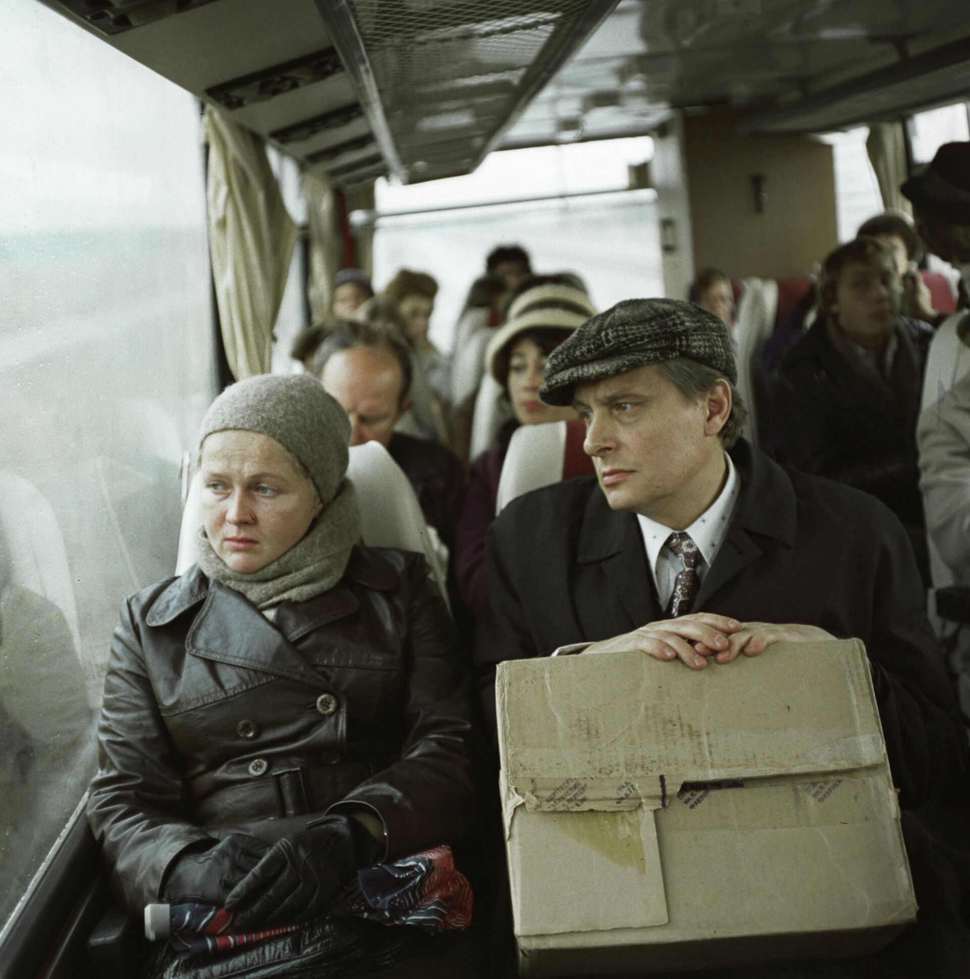 Наталья Гундарева и Олег Басилашвили на съемках фильма Осенний марафон - РИА Новости, 1920, 25.10.2025