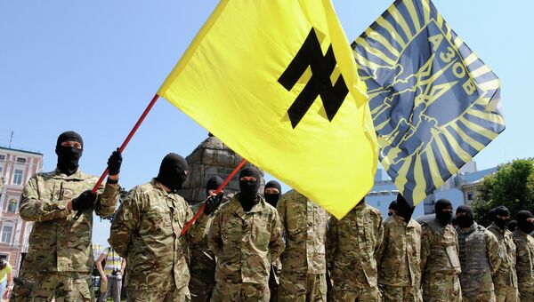 Бойцы батальона “Азов” приняли присягу в Киеве перед отправкой на Донбасс. Архивное фото