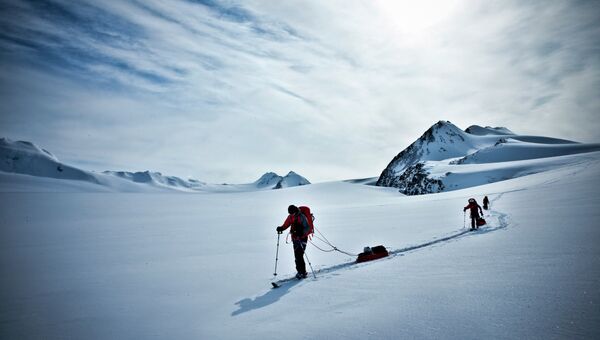 Альпинисты у горы Марк Бейкер на Аляске, США
