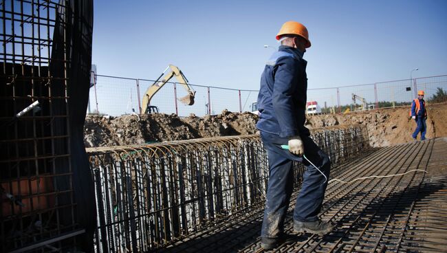 Реконструкция транспортной развязки на пересечении МКАД и Ленинского проспекта. Архивное фото