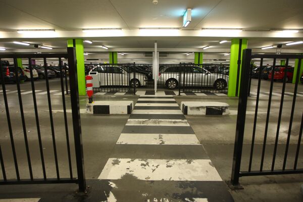 Подземная парковка под Олимпийским стадионом Амстердам-Арена, Голландия