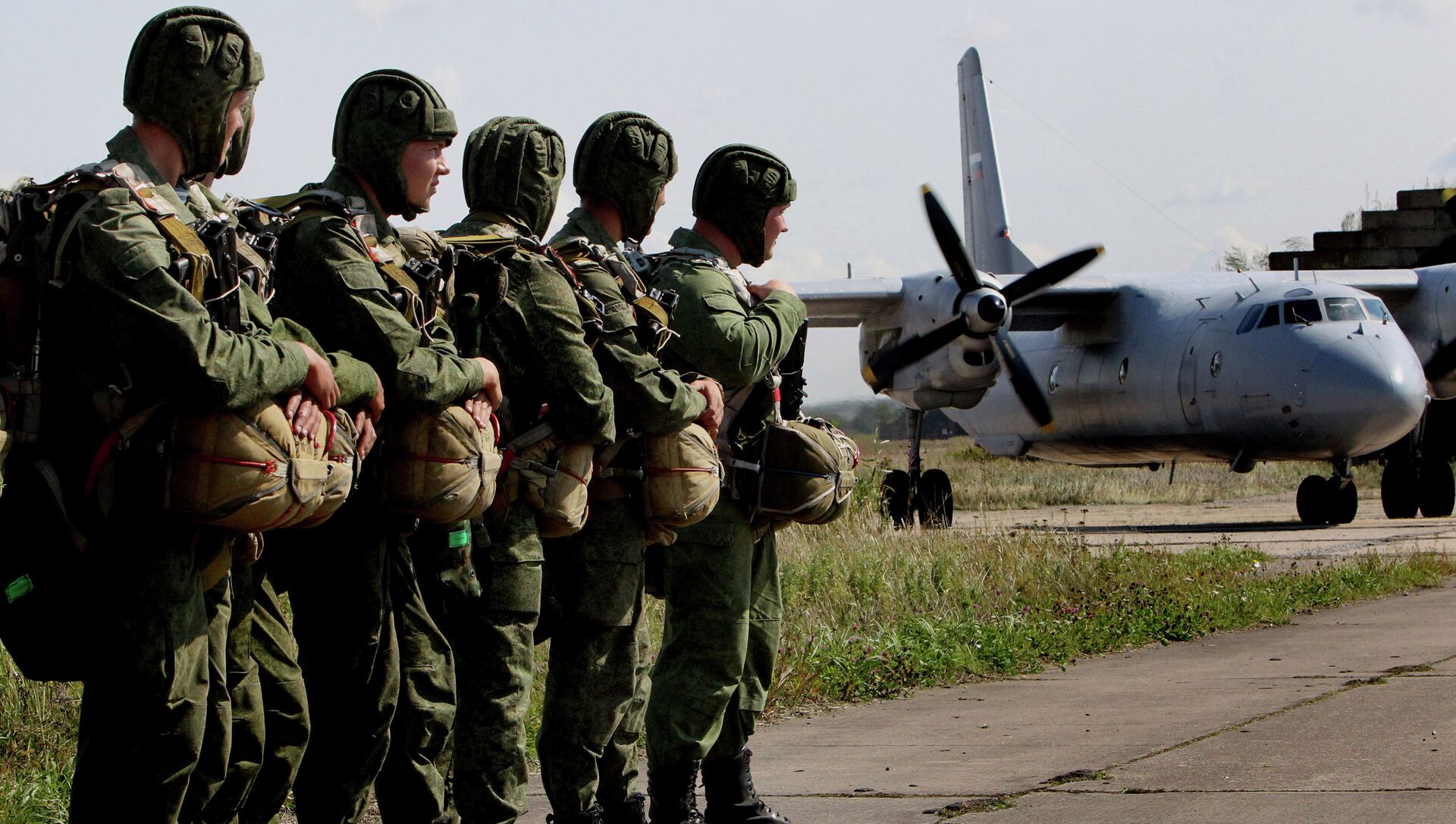 Вдв род. Воздушно военные войска. Летные войска. Воздушные войска. Армия воздушные войска.