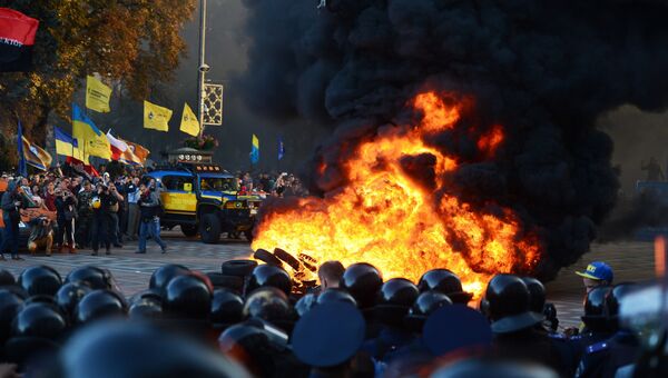 Беспорядки у здания Верховной рады Украины в Киеве. Архивное фото