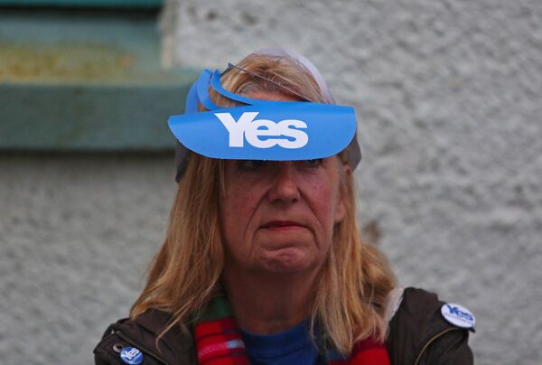 Сторонница независимости Шотландии во время референдума в Эдинбурге, Шотландия