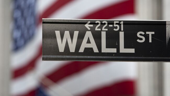 Нью-Йоркская фондовая биржа на Уолл-Стрит