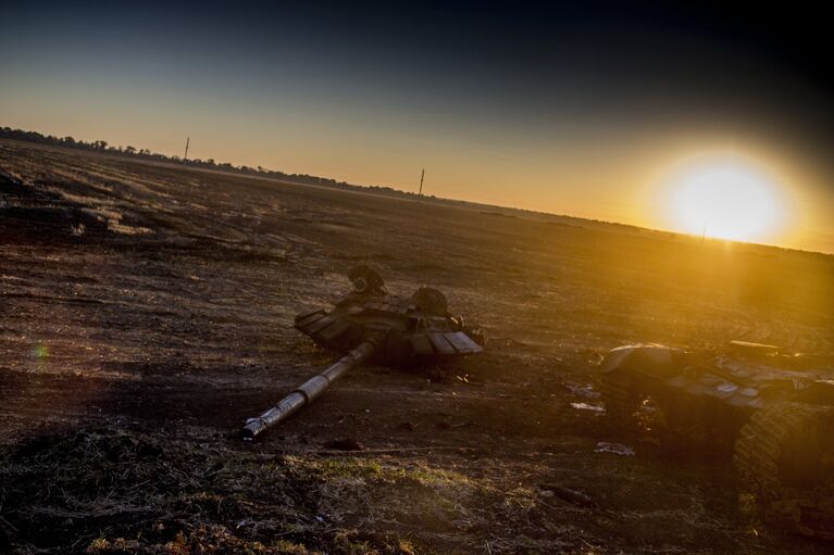 Сгоревшая военная техника на Украине