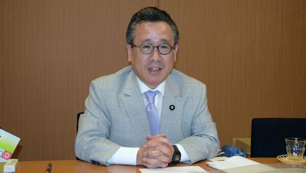 Депутат от Новой партии реформ в верхней палате парламента Японии Хироюки Араи