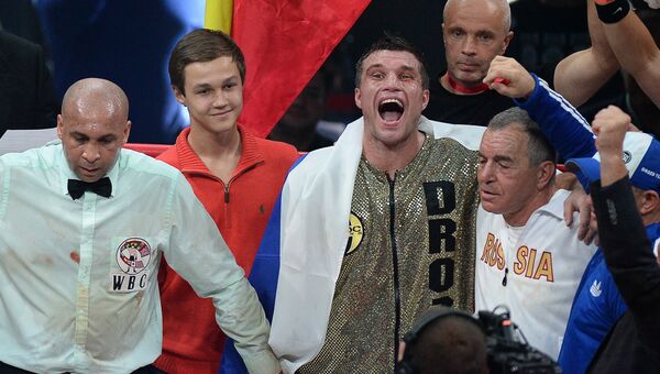 Российский боксер Григорий Дрозд стал победителем поединка за звание чемпиона мира по версии WBC