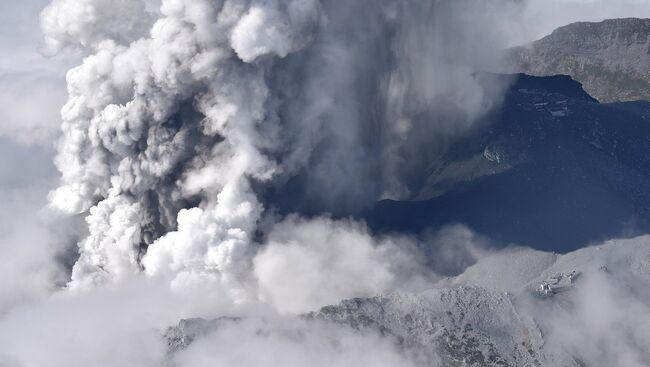 Извержение вулкана Онтакэ в Японии